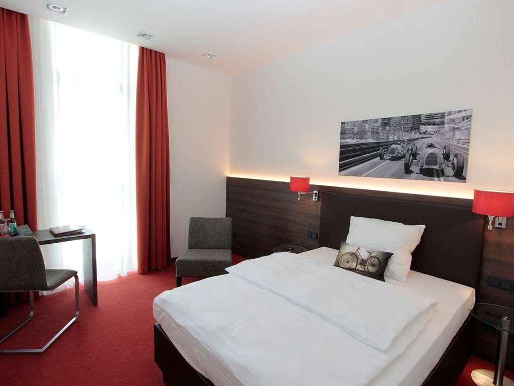 The Classic Oldtimer Hotel Ingolstadt Zimmer foto
